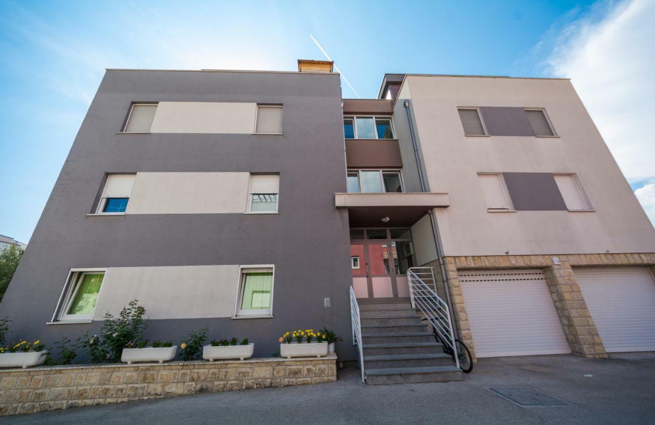 Breki Apartman Podstrana Exteriör bild