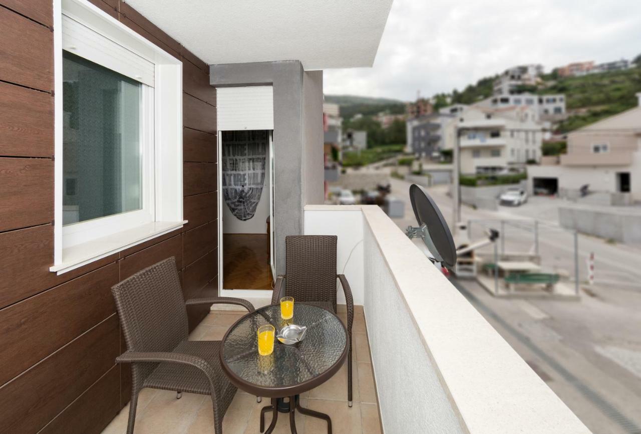 Breki Apartman Podstrana Exteriör bild